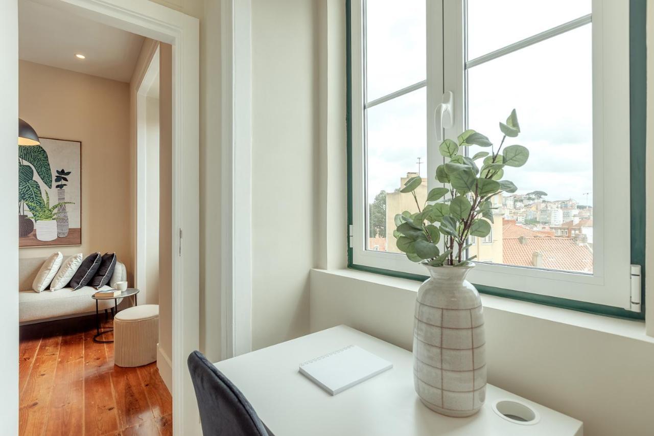 Sunny House - Bright 2 Bedroom Apartment W/ Office Lisboa Kültér fotó